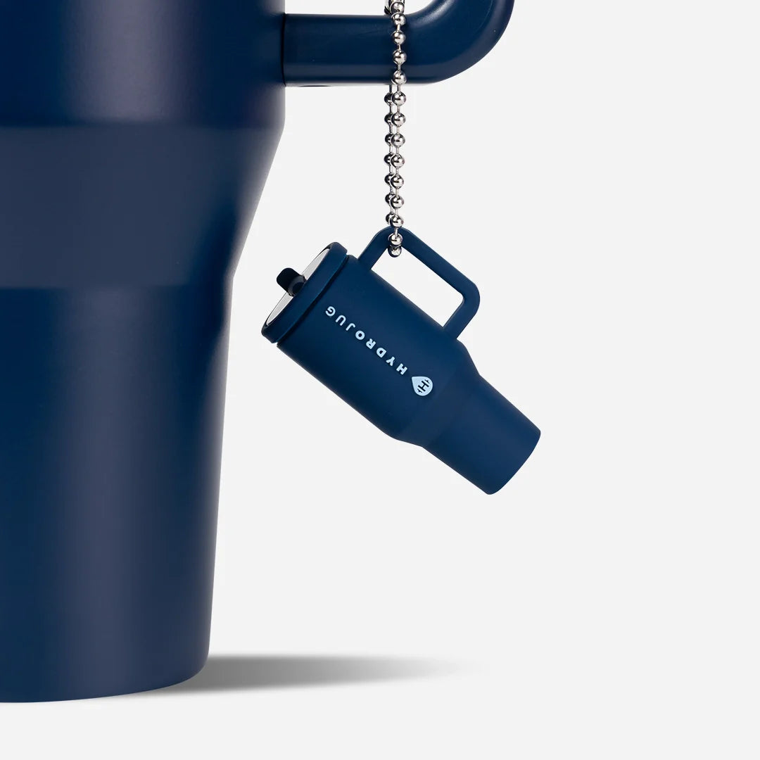 traveler-keychain-o9 Web-TravelerKeychainPhotos-Navy2.webp